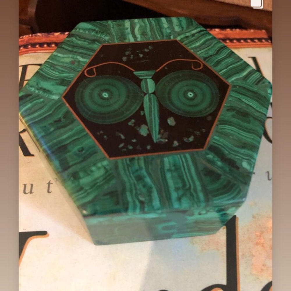 Vintage green butterfly malachite trinket box in pristine condition.